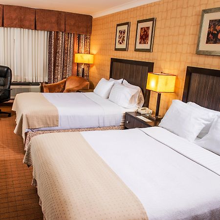Inn On Prince Hotel And Conference Centre Truro (Adults Only) Εξωτερικό φωτογραφία